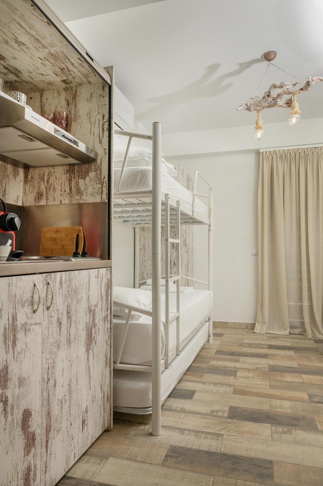 Meltemi Luxury * נאה רודה