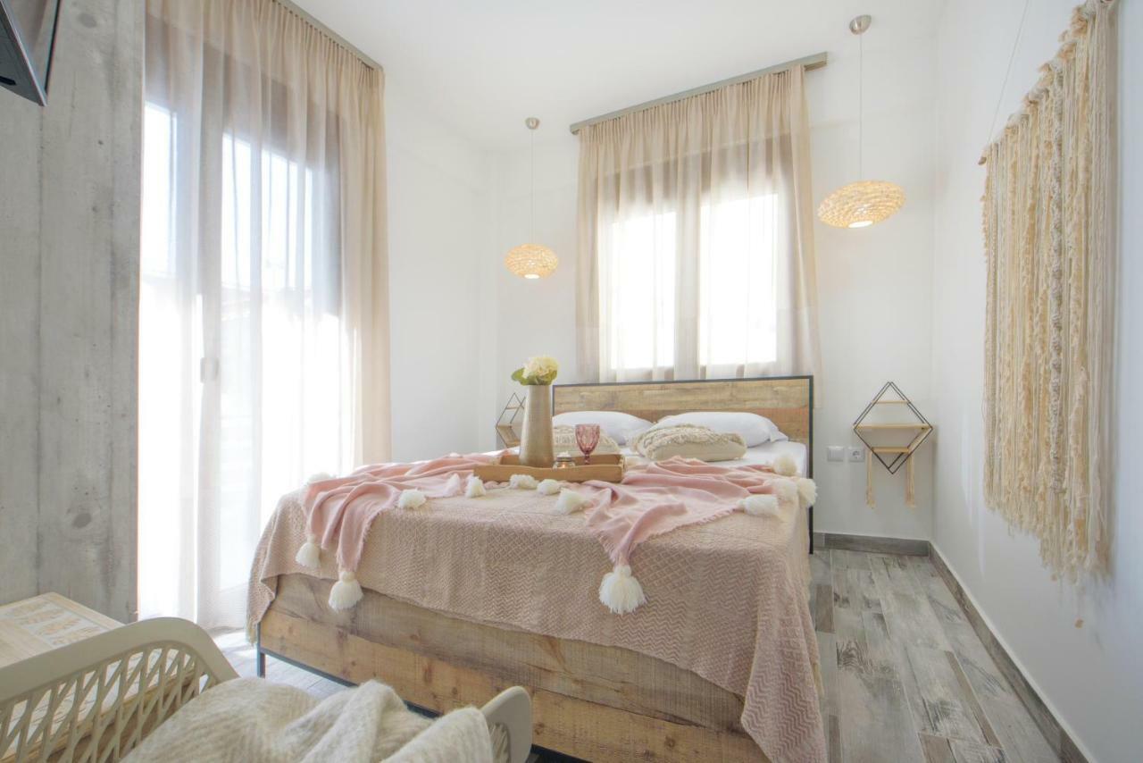 מלון Meltemi Luxury נאה רודה