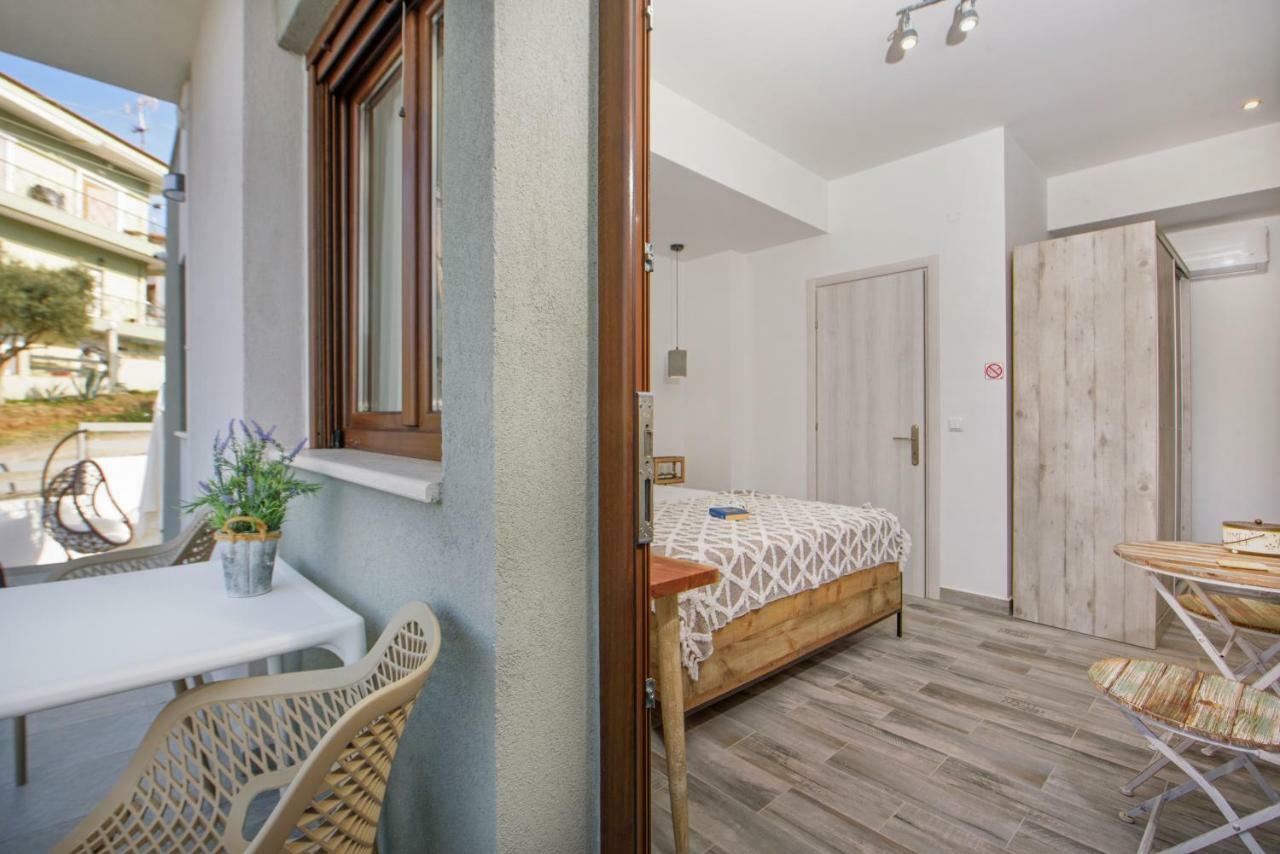 Meltemi Luxury מלון